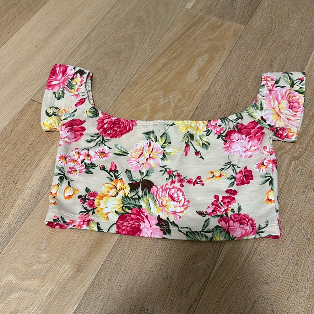 Floral crop top